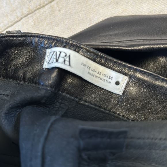 Zara patch pocket lambskin pants - Picture 6 of 9